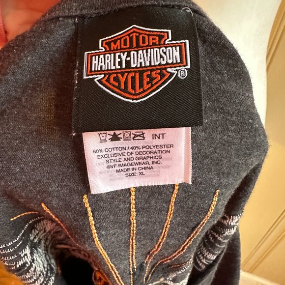 Harley Davidson Limited Edition T Shirt Rhinestones Dealer Logo New Berlin WI - Picture 6 of 7